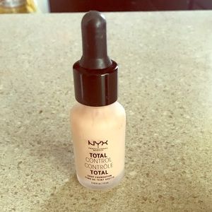 💥💥NYX Total control concealer 💥💥